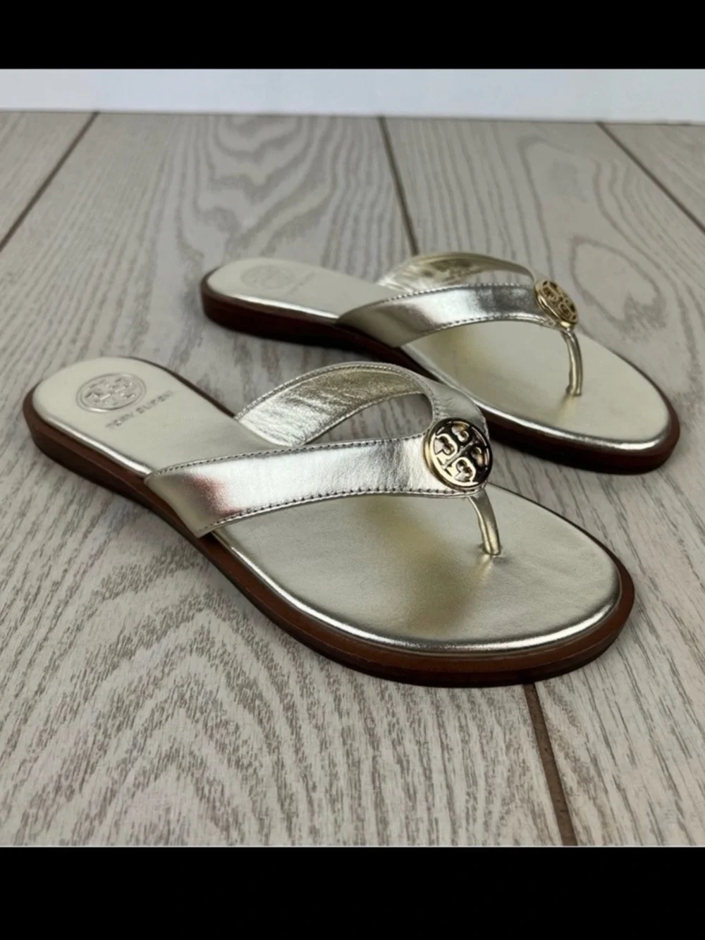 Tory Burch Benton Metallic Leather Thong Flip Flop Sandals 5M Spark Gold $249